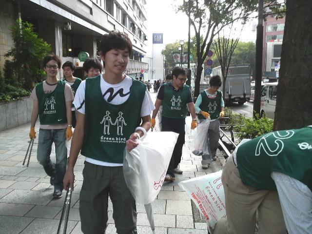 男だらけの朝そうじ！画像