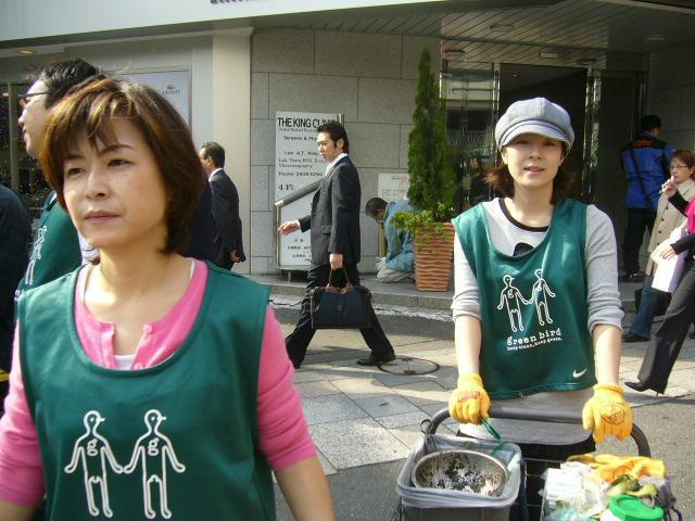 なんだかみんな笑ってるね〜。画像