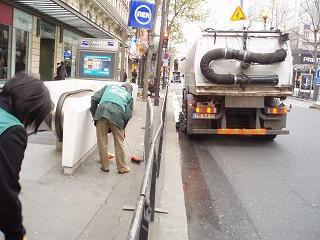 [Paris] １１月２９日（土）GALERIES LAFAYETTE百貨店 / PRINTEMPS百貨店周辺画像