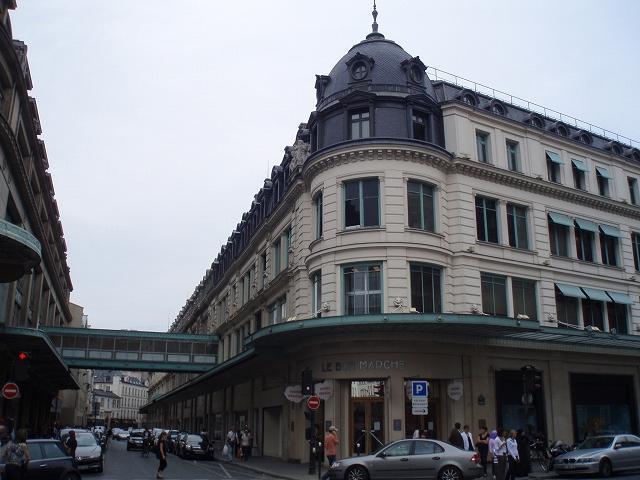 [Paris] ７月２６日（土）ボン・マルシェ周辺画像