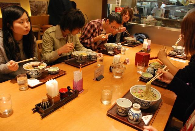 10/10　台風が過ぎの昼そうじ画像