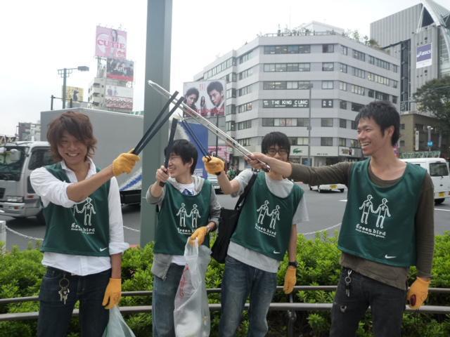 新作トング品評会。画像