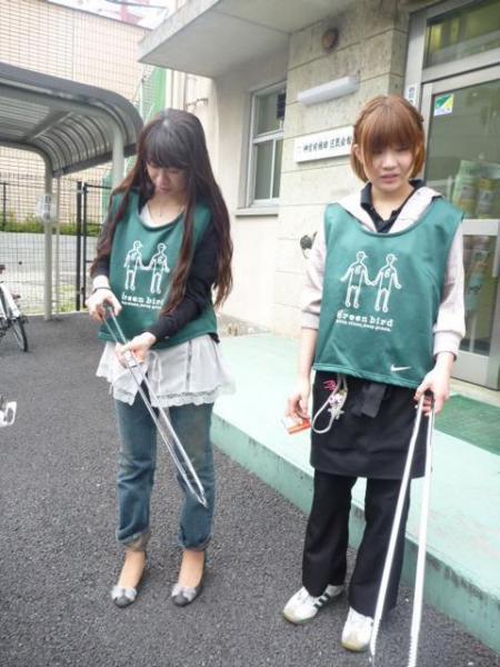 新作トング品評会。画像