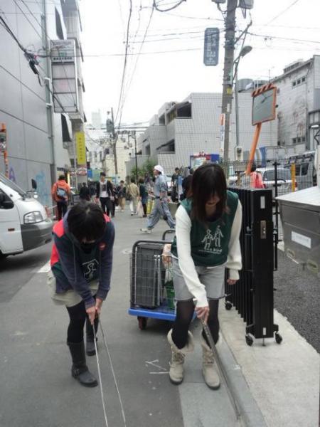 新作トング品評会。画像