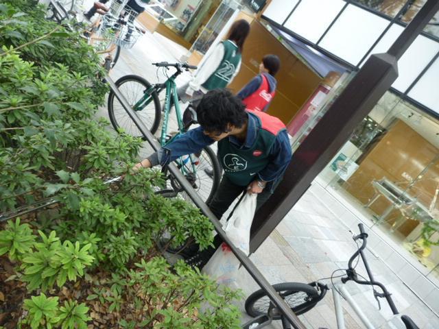 新作トング品評会。画像