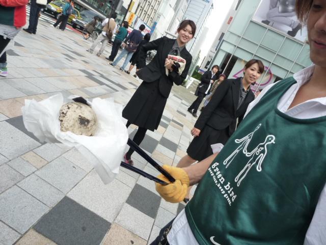 新作トング品評会。画像