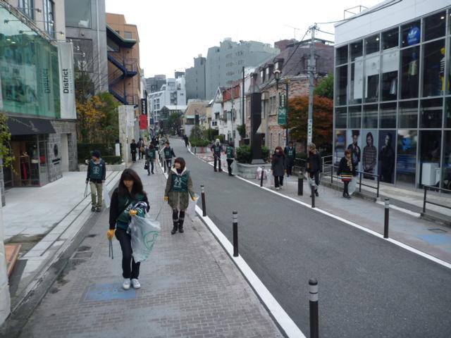 だんだん人が増えた〜画像