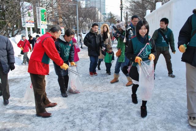 2/11 第61回さっぽろ雪まつり 最終日おそうじ画像