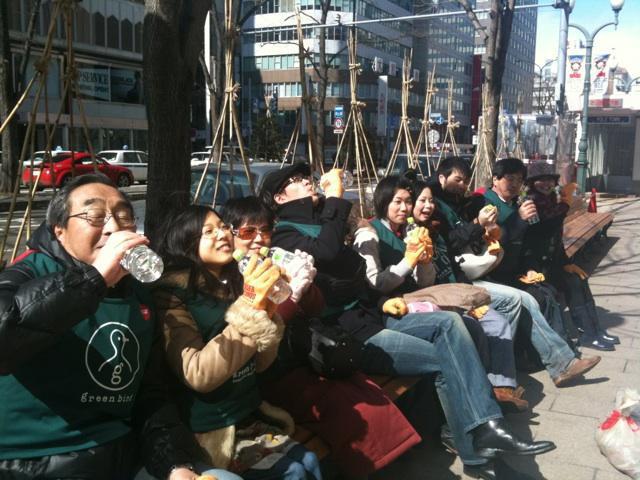 3/13 雪どけの札幌おそうじ画像