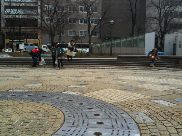 4/10 噴水の中心で叫ぶ！画像