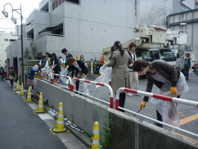風邪が大流行で風の強い日画像