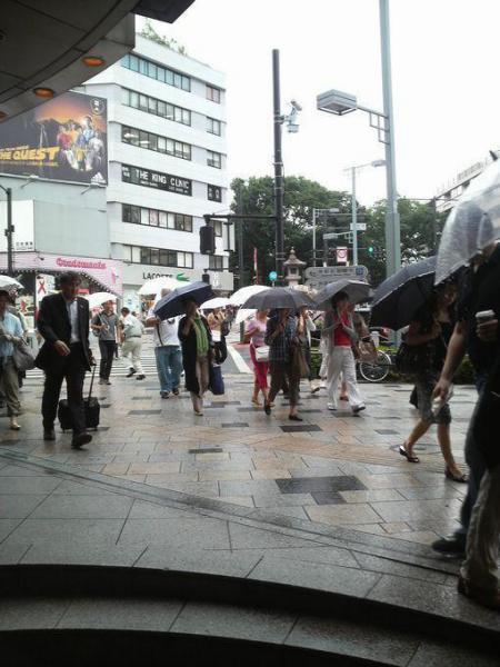 雨が降ったりやんだり･･･画像