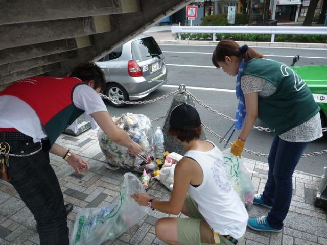 ムシムシの朝そうじ画像