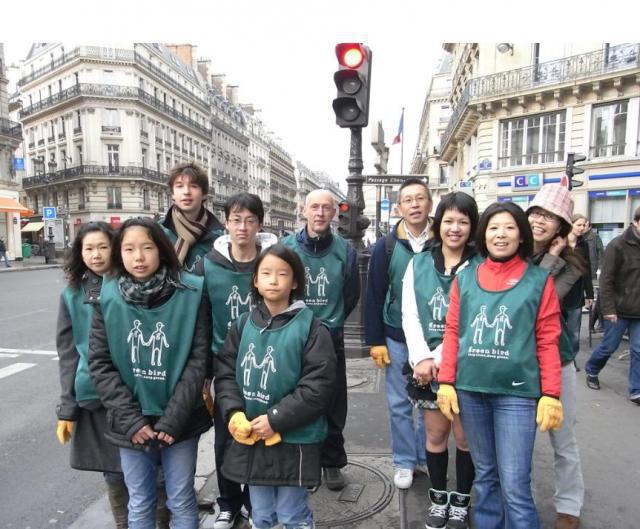 【パリ】　10月23日　オペラ座日本レストラン街　お掃除　【報告】画像