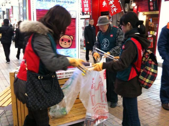 11/18ボジョレー解禁・旬なゴミ発見！画像