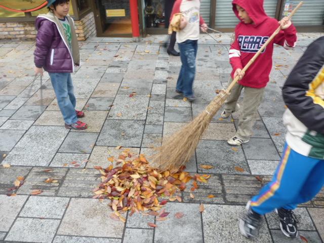 ピカピカケヤッキー落葉拾い大作戦＆道楽園さまよりご寄付！画像