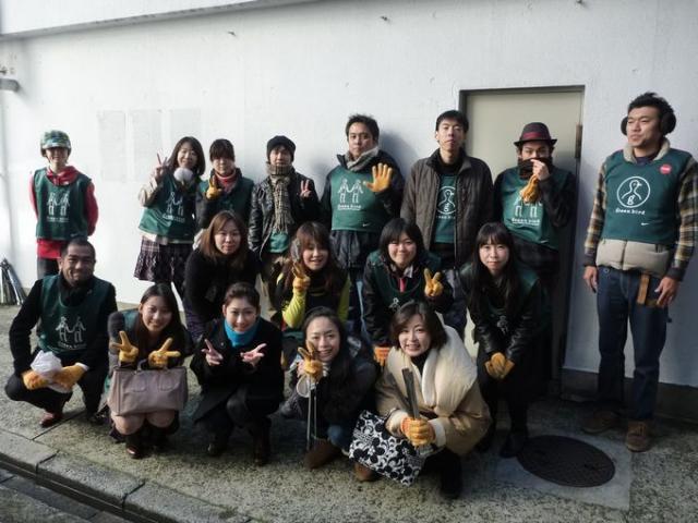 2010年最後の表参道そうじ画像