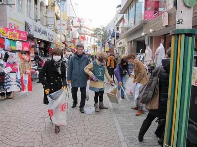 原宿観光コースそうじ画像