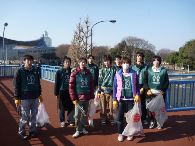 立春すぎて陽だまり。だけど、日影でははなみず。画像