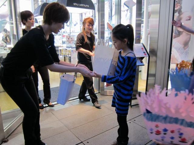 キャンドルナイト＠表参道2011：子どもたちとパレード画像