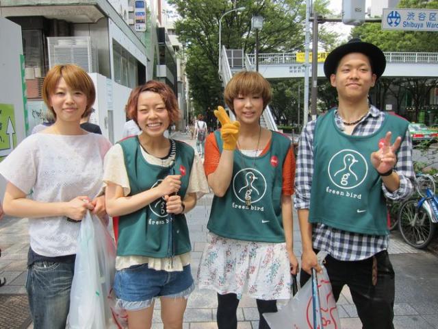 夏空の青の下で、お掃除画像