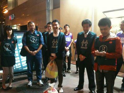 8/18 大人数で夜そうじ！画像