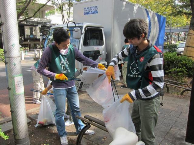 男性が多い水曜そうじ画像