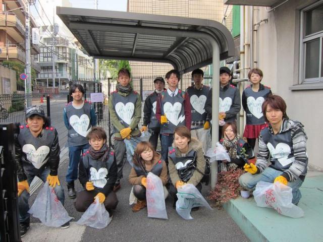 新しいビブスで定例そうじ！画像