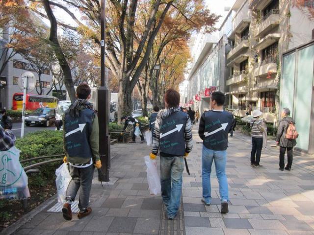 新しいビブスで定例そうじ！画像