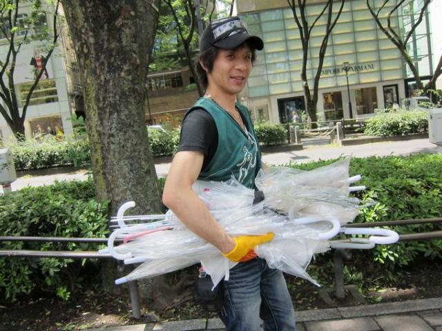 台風明けのそうじ画像