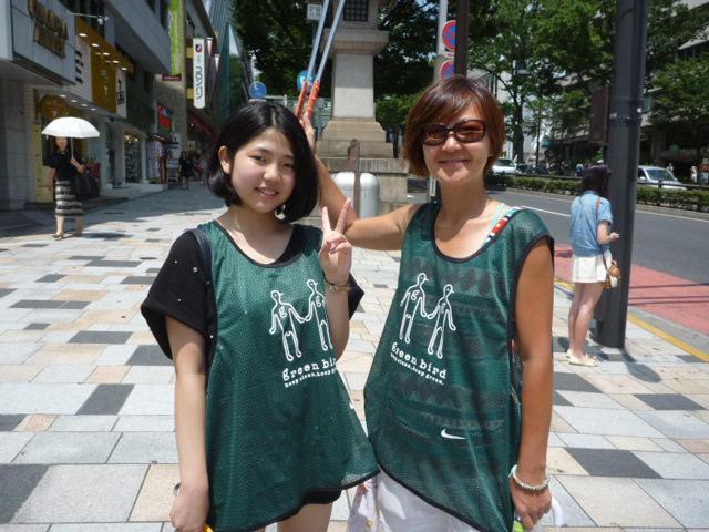 表参道で蝉、そしてカマキリ。夏本番。画像