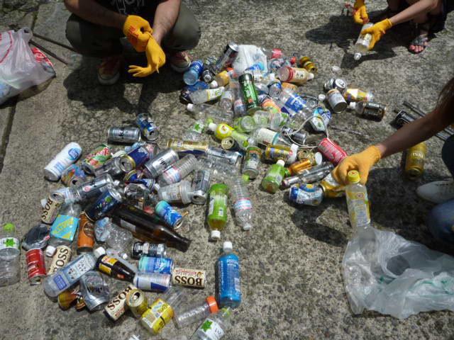 表参道で蝉、そしてカマキリ。夏本番。画像