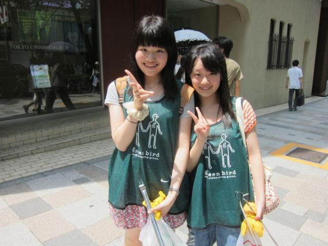 今日は学生チームになったよ表参道チームそうじ画像