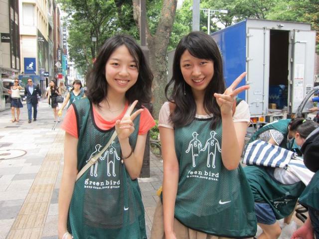 今日は学生チームになったよ表参道チームそうじ画像