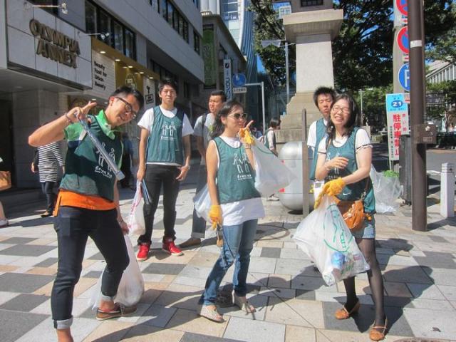 台風明けの都民の日画像