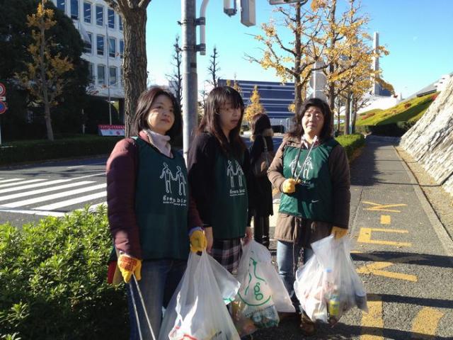 コートが要らないほどあたたかい12月6日画像