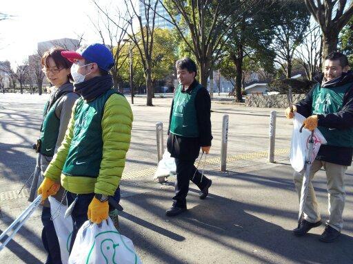 表参道チームそうじ納め画像