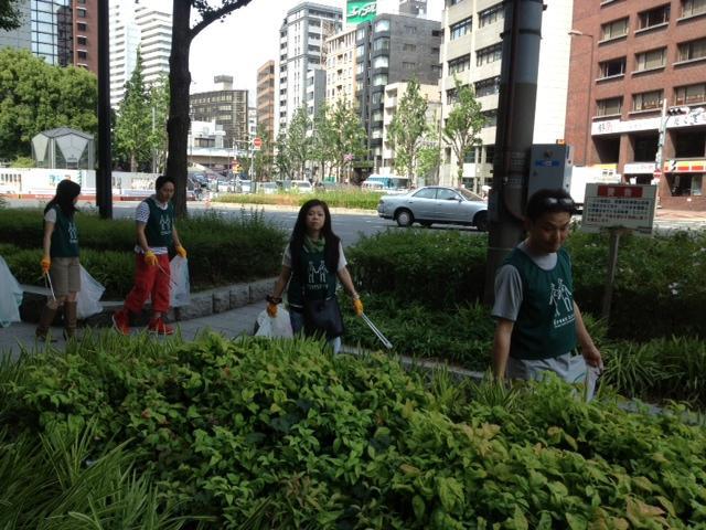 ごみゼロ北新地チームおそうじ画像