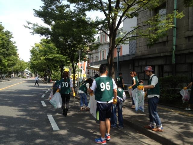 ごみゼロ北新地チームおそうじ画像