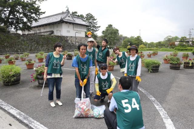 ８/７（水）朝そうじ＠佐賀城本丸周辺画像