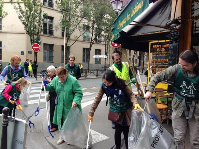 パリ市とのコラボお掃除画像