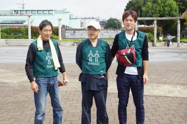 秋晴れ、涼しい中での活動画像