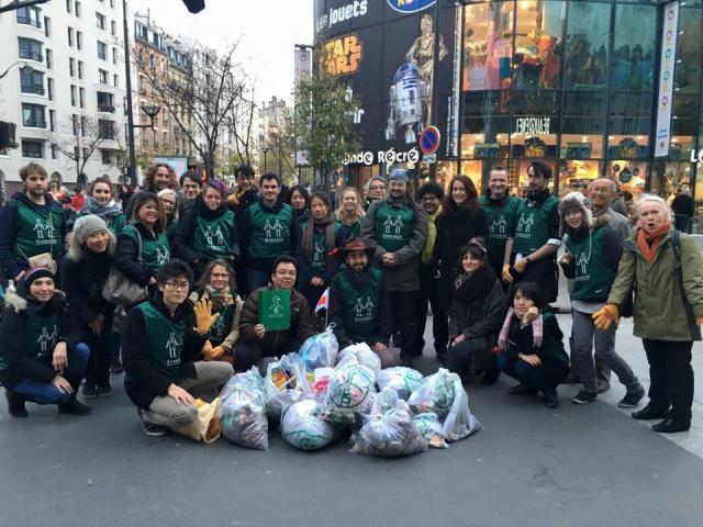 テロに屈せず画像