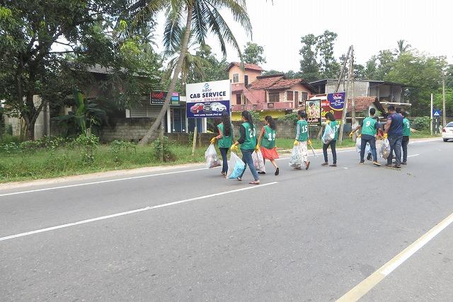 待望の雨季の晴れ間(12月11日)画像