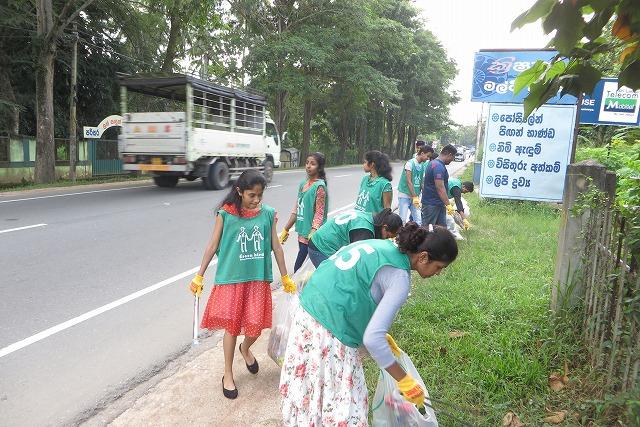 待望の雨季の晴れ間(12月11日)画像