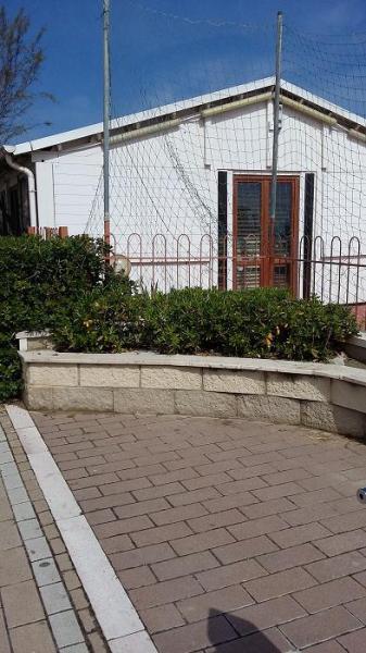 モンテシルヴァーノの海岸通り Sulla riviera di Montesilvano.画像