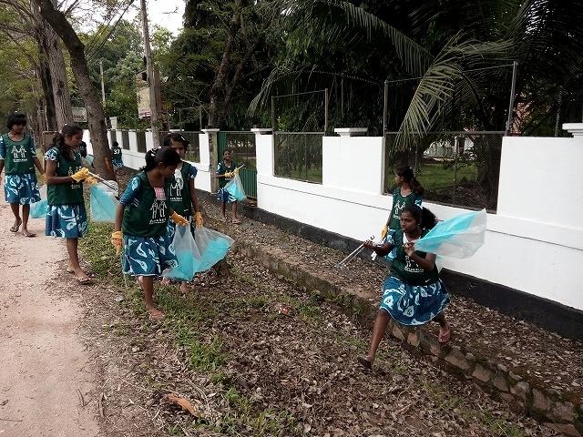 雨季のあいまの晴天。画像