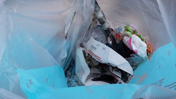 Piazza Largo Madonna. 再び、教会前の広場で！画像