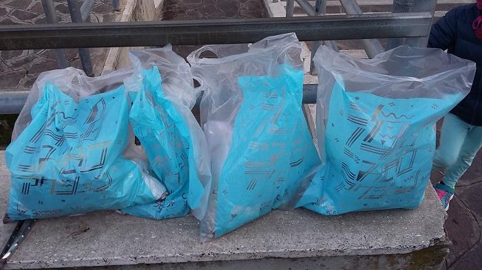 Piazza Largo Madonna. 再び、教会前の広場で！画像