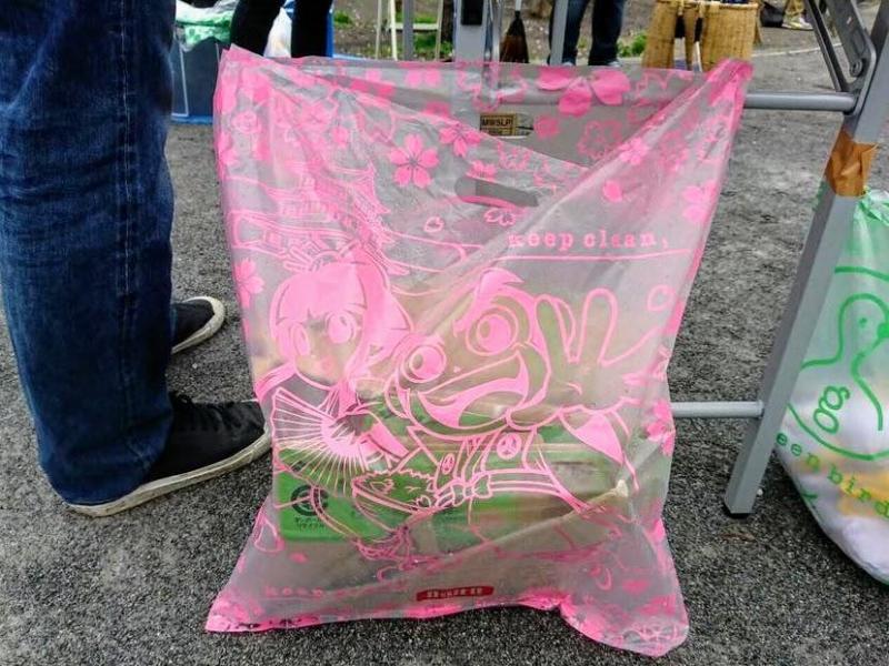 お花見コラボそうじ画像